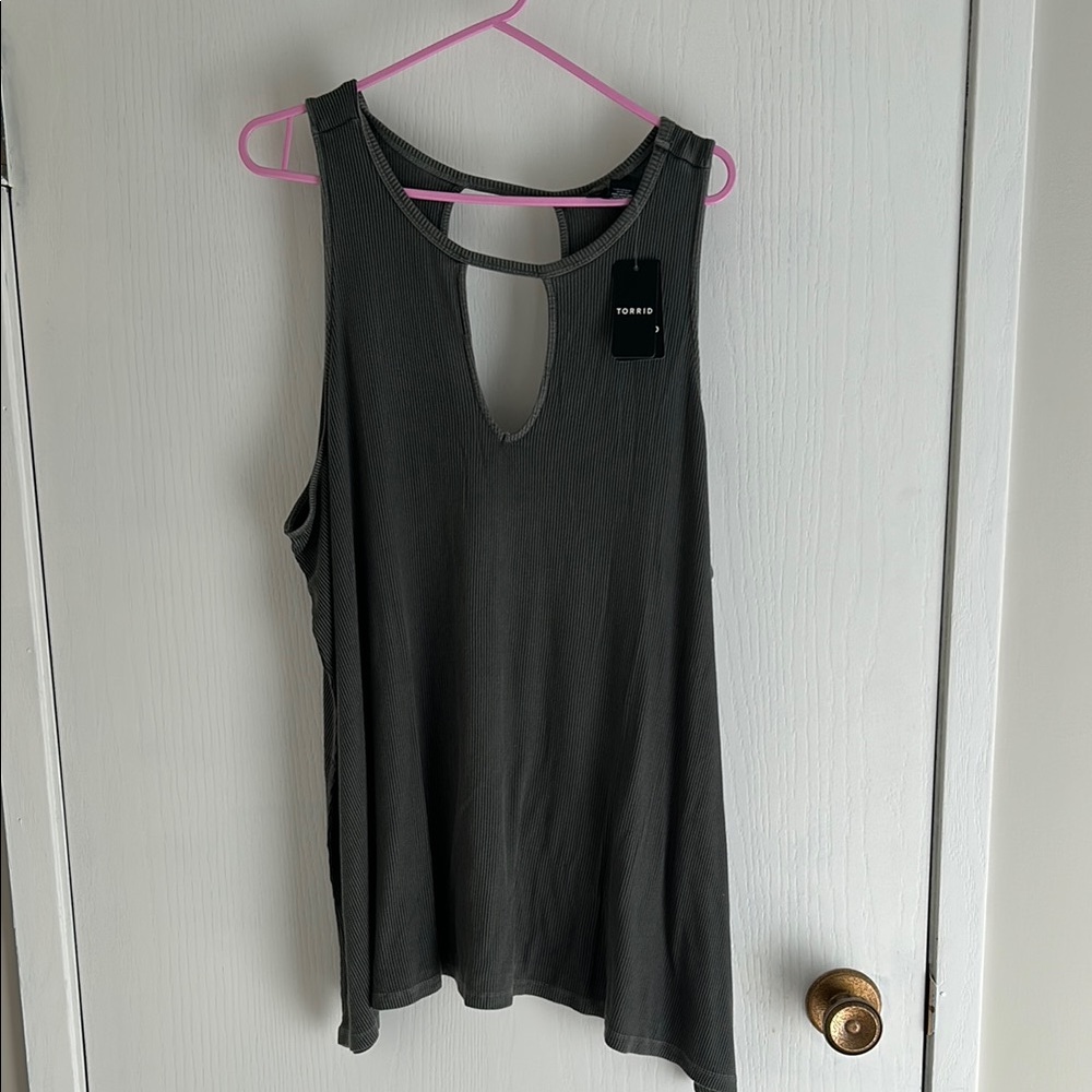 130. Torrid green Sleeveless Tank Top with Cut Out